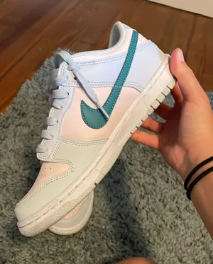 Nike Dunk Low thumbnail 1