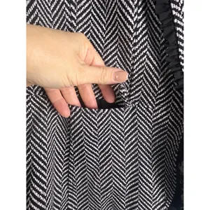 Women's Chico's Black White Herringbone Blazer Jacket Size 8 Chicos 1 thumbnail 4
