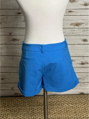 crosby. Harry turquoise blue mid-rise cuffed shorts Size 6 classic tailored thumbnail 3