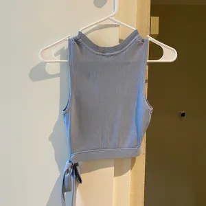 Free people cute crop top thumbnail 2