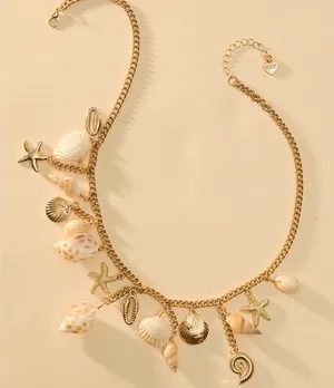 NEW Altar’d State Arula Seashell Seaside Breeze Statement Necklace thumbnail 1