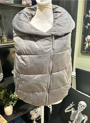 Calvin Klein Performance Gray Puffer Vest with Neon Green Lining – Size L thumbnail 1