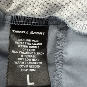 These Thrill Performance athletic shorts‎ feature a lightweight grey fabric Gray Size L thumbnail 7