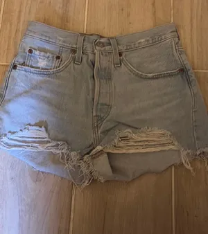 Levi 501 destructed Jean shirts sz 26 thumbnail 1