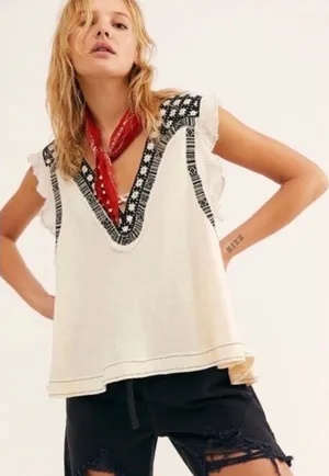 Free People Embroidered V-Neck Peplum Top Ecru Sleeveless Size Small NEW thumbnail 1