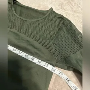 Fabletics Musetta Seamless Long Sleeve Top Olive Green Athleisure thumbnail 3
