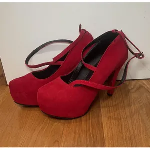 Mary Jane Platform Shoes Womens Size 7.5 Red Suede Ankle Strap Stiletto Pumps thumbnail 4