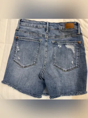 Judy Blue Dark Blue Distressed Denim Skort Size Small thumbnail 9