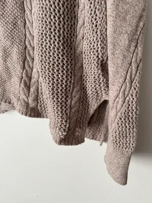 American Eagle Outfitters Sweater Pullover Size Small thumbnail 5