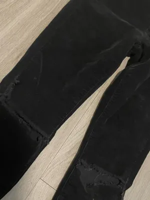 PAIGE Black Velvet Skinny Jeans with open Knee Seam thumbnail 2