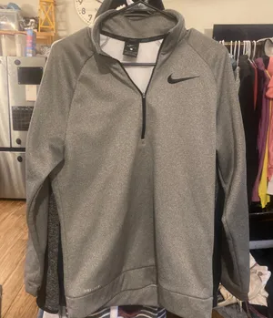 Nike Dri-Fit Sweatshirt thumbnail 1