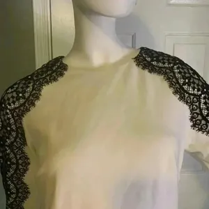 Phoebe Couture Sz 4Long Sleeve Round Neck Knee Length Dress. G15 thumbnail 2