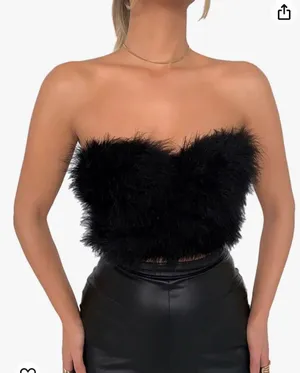 Black Fur Crop Top Size M thumbnail 1