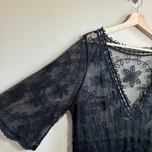 Unbranded Sheer Floral Lace Tunic Plus Size Black Women V-Neck Embroidered thumbnail 2