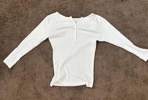 Brandy Melville Top White thumbnail 1