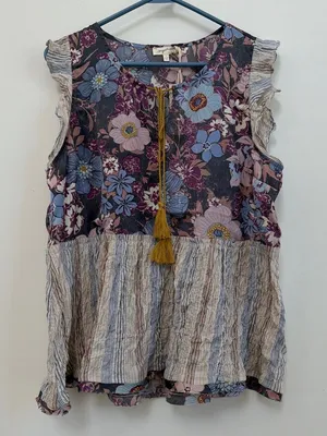Mystree Navy Multi Floral Peplum Tassel Tie V-Neck Flutter Sleeve Top NWT L thumbnail 1