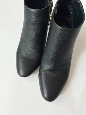 Vince Camuto Landria Leather Pebbled Quilted Ankle Booties Winter Fall Black - 8 thumbnail 3