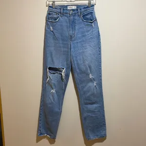 Abercrombie & Fitch Curve Love The '90s Straight Ultra High Rise Jeans 26/2 thumbnail 4