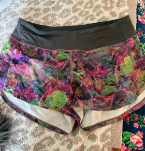 Lululemon Shorts Speed Up 2.5" thumbnail 1