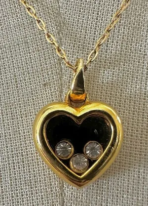 Vintage 1994 Avon Jewelesque Heart Pendant necklace thumbnail 1