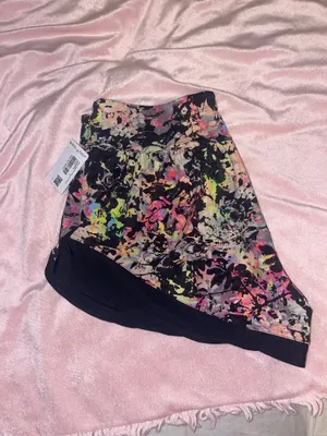 Lululemon Calm Tides Shorts thumbnail 5