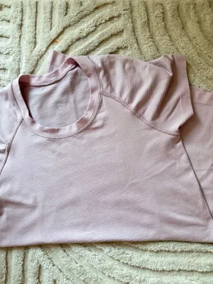 Lululemon Swiftly Tech Short Sleeve thumbnail 2