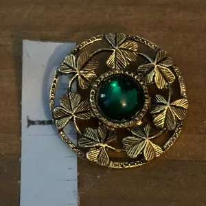 Vintage gold tone shamrocks and green cabochon stone brooch thumbnail 2