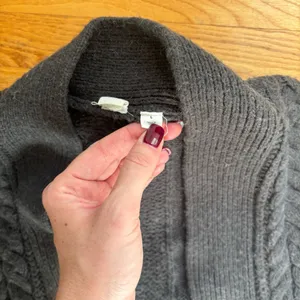 GAP chunky cardigan thumbnail 3