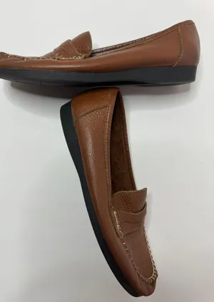 Naturalizer Brown Leather Loafers Size 7.5N thumbnail 1