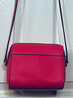 Kate Spade New York Perri Lane Looloo Pink Leather Laser Cut Crossbody Bag EUC thumbnail 2