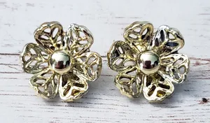 Vintage Clip On Earrings - Slightly Over 5/8" Gold Tone Flower thumbnail 1