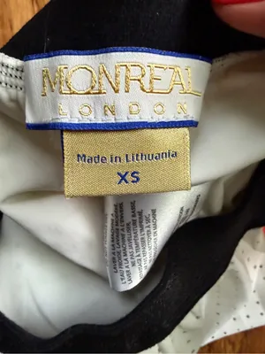 Monreal London XS Perforated Tennis Skort Neon Trim Built In Shorts thumbnail 6