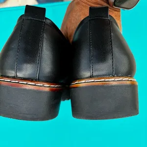 Kelly & Katie Black Flats Sleek Slip-On Loafers thumbnail 14