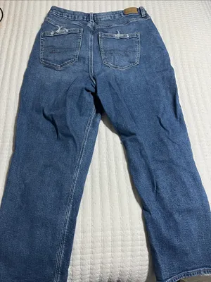 American Eagle Outfitters Straight-Leg Women's Jeans in Medium Blue Wash thumbnail 4