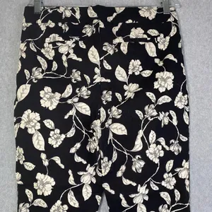 Chico's Floral Slim Ankle‎ Pants Women's Size 2R (US 12)Black Cream Stretch EUC thumbnail 4