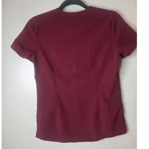 Figs Technical Collection Women Size XS Maroon Short Sleeve Scrub Top One Pocket thumbnail 3