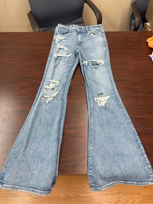 American Eagle Next Level Stretch Super Hi-Rise Flare V-Waist Jeans Size 4 thumbnail 1