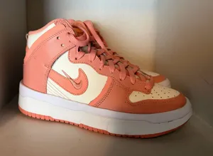 Nike Dunk High Crimson thumbnail 1