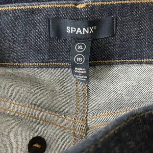 Spanx Flare Jeans Cotton Blend Dark Wash High Rise Tummy Control Size XL thumbnail 5