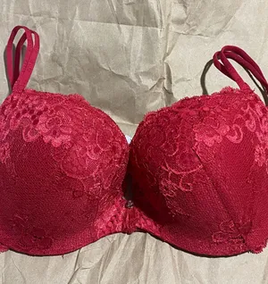 Women's Victorias Secret Red Lace “Sexy” Push-Up Bra - Brand: thumbnail 1