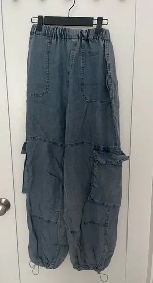 Baggy Jeans thumbnail 1