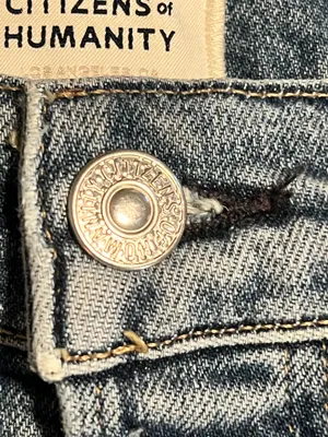 Womens 25" Citizens of Humanity Annabelle Distressed Denim Cutoff Shorts thumbnail 5