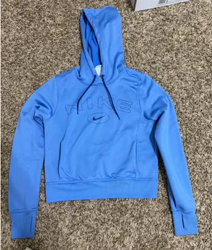 Nike hoodie cropped thumbnail 1