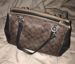 Signature Christie Carryall thumbnail 2