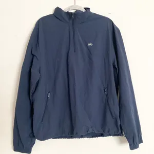 Alo Yoga Light Weight Takeaway Track Pullover Navy S thumbnail 2