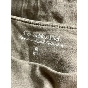 Abercrombie & Fitch Paloma Womens Gray Mock Neck Cap Sleeve Tight Bodysuit Top M thumbnail 4