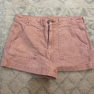 American Eagle Dusty Pink Shorts thumbnail 3