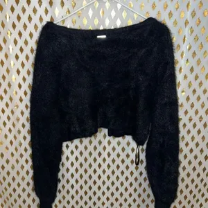 Fabletics Mini Crop Cardigan in Faux Mohair Black size L thumbnail 7