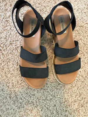 Steve Madden Platform Sandals thumbnail 2