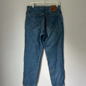 Y2K 00’s Levi’s Women’s High Waist Relaxed Fit Mom‎ Jeans 💙 thumbnail 4